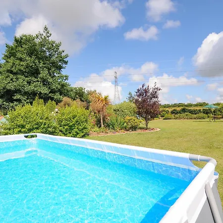 Higher Trefullock Farm Holiday home *