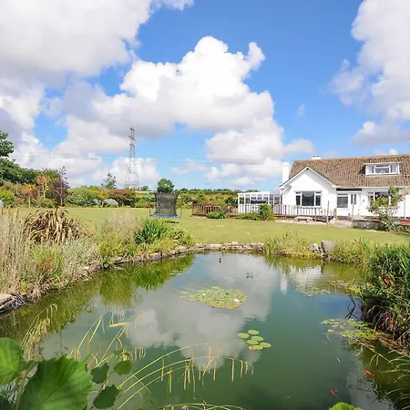 Higher Trefullock Farm Holiday home